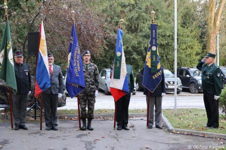 Slovesnost ob prihajajočem državnem prazniku, dnevu suverenosti (12)